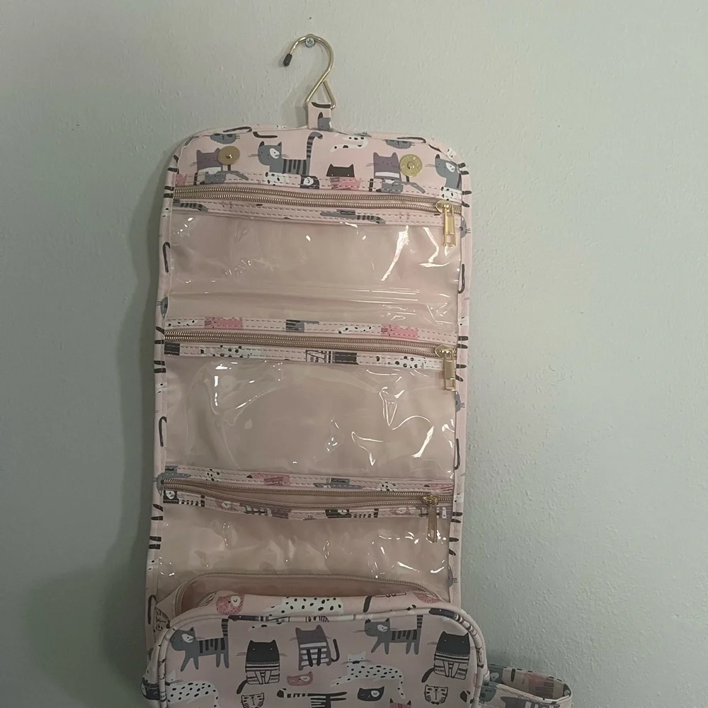 Hanging Travel Organizer with Cat Print